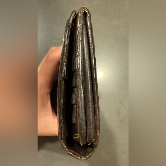 Bottega Veneta Woven Intrecciato Leather Wallet - Picture 8 of 10